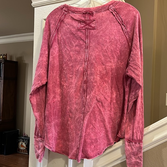 NWOT Zenana, women’s top, medium - Picture 2 of 3